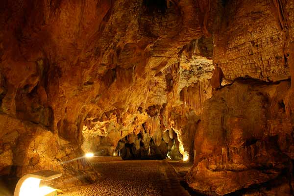 Пещеры Пастены