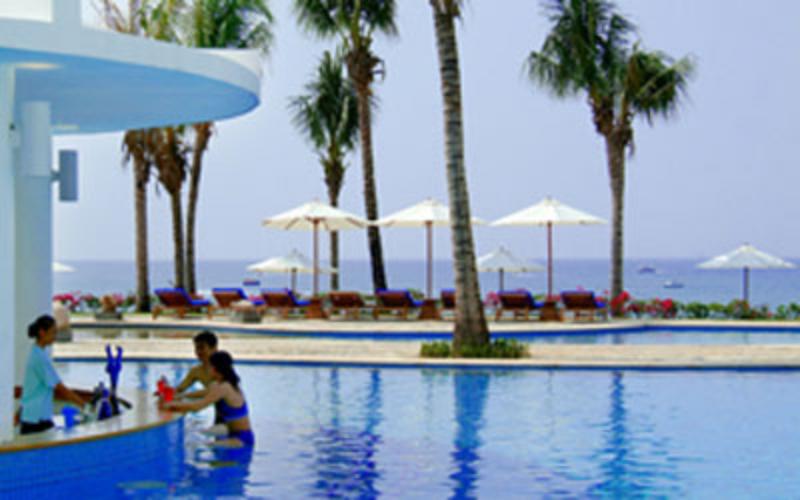 Aegean Conifer Suites Resort Sanya (Ялуньван)