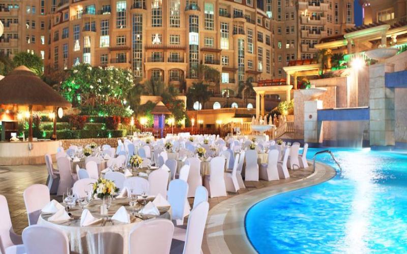 Al Murooj Rotana Hotel Dubai